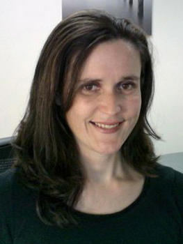 Gut-Biome Researcher Cara Frankenfeld smiles in her George Mason profile photograph.